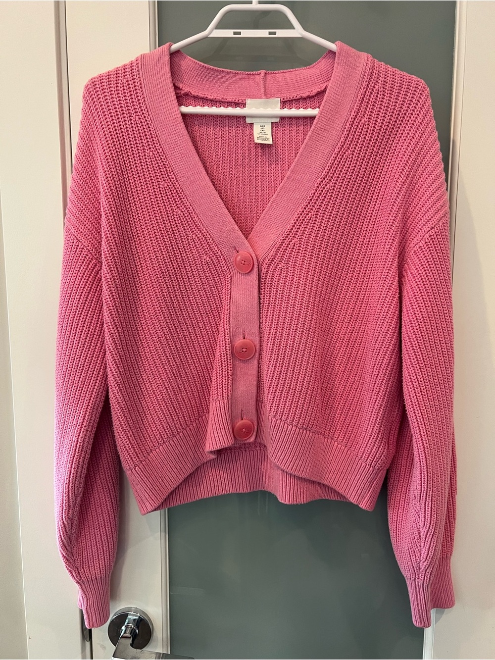 H&M Pink Cropped V-Neck Button Cardigan